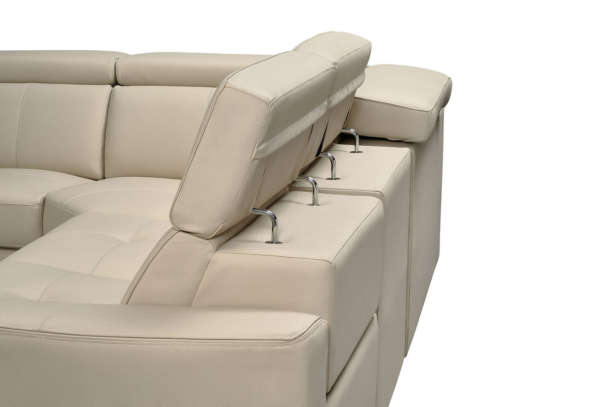 6021 - Sectional With Manual Recliners