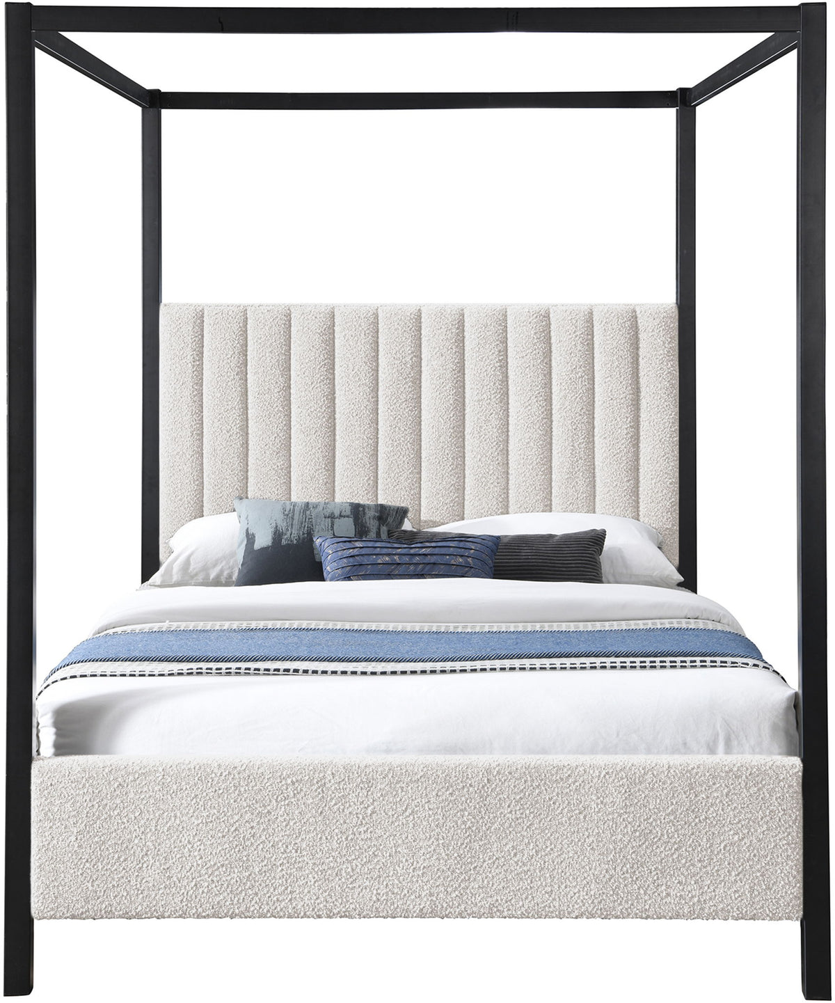 Kelly - Bed