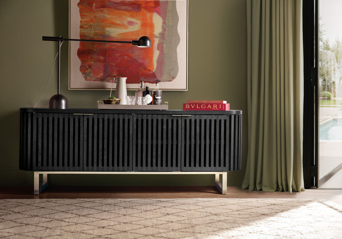 Commerce And Market - Easton Entertainment Console