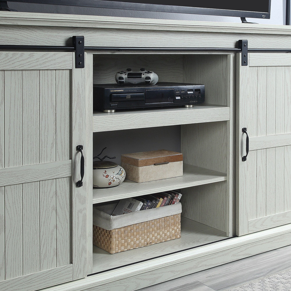 Manhattan Myrtle - TV Stand