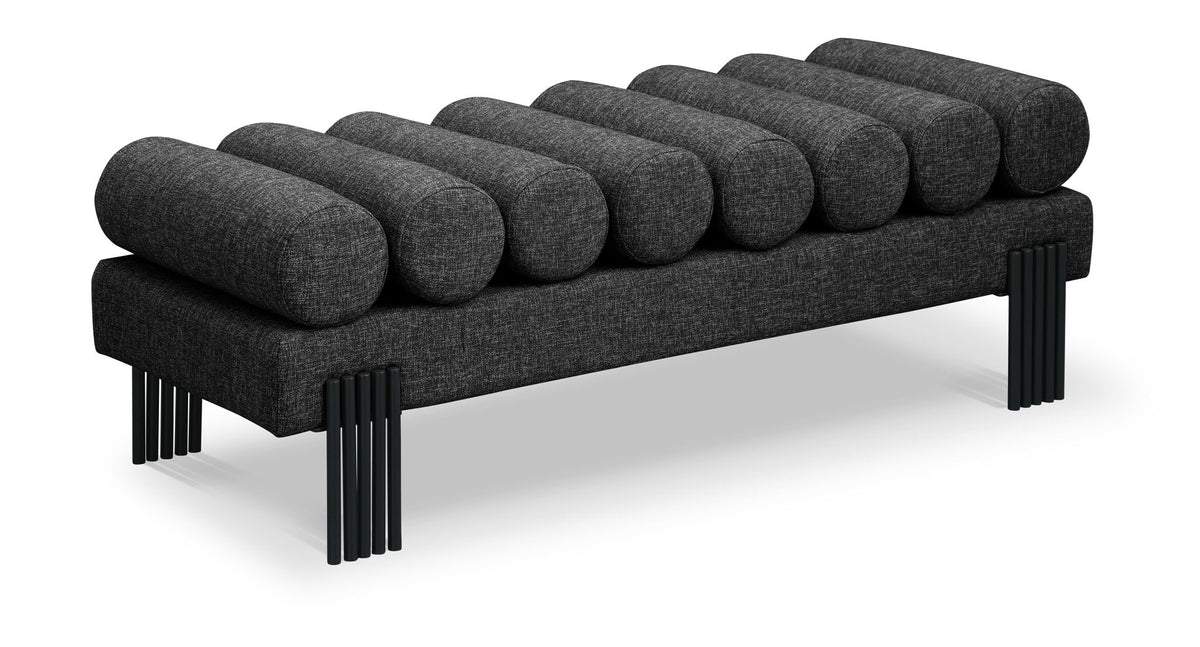Akeela - Bench