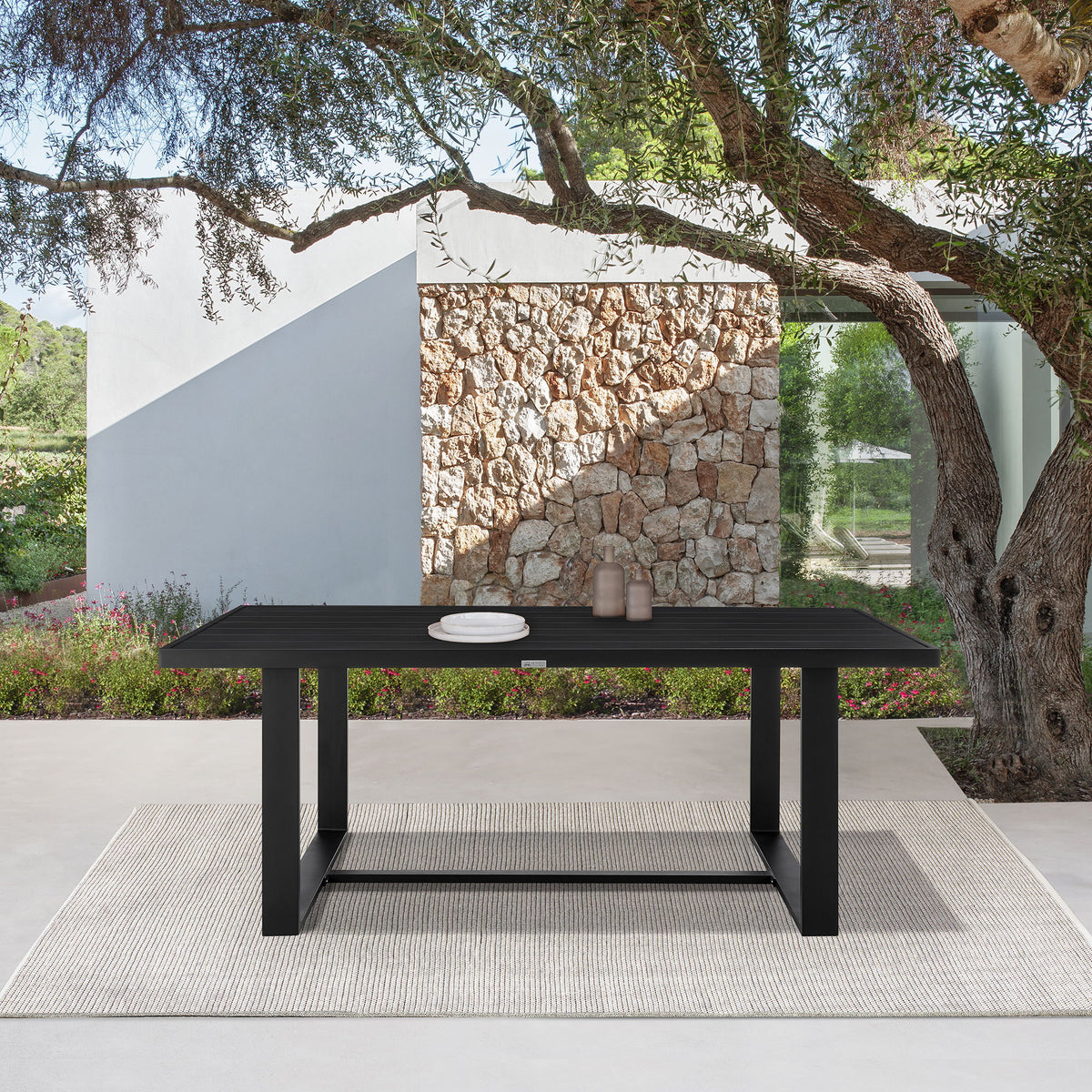 Felicia - Outdoor Patio Dining Table In Aluminum - Black