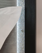 Maeling - Upholstered Panel Bed