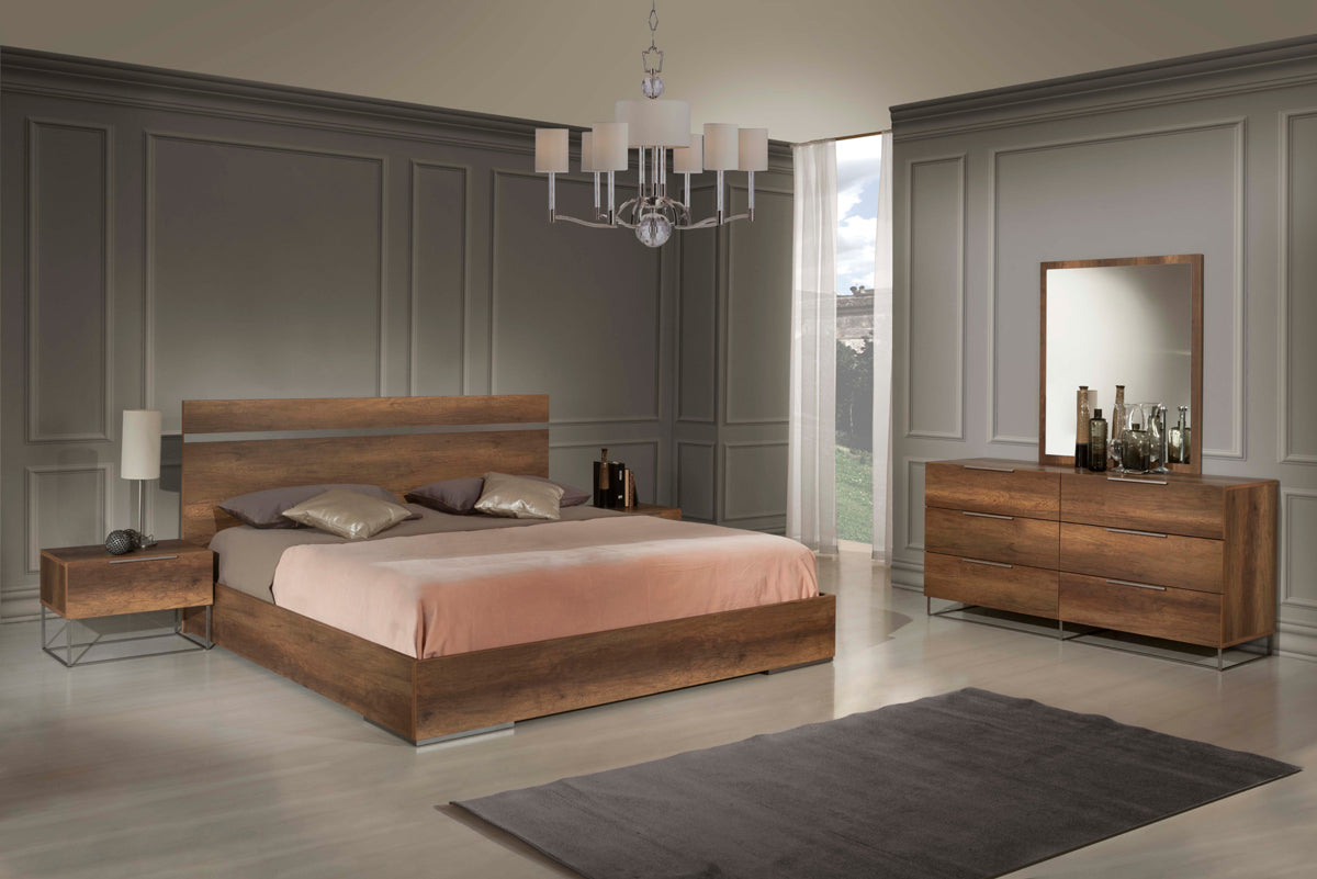 Eastern King Lorenzo Italian Modern Walnut Bedroom Set by VIG Furniture - View 1