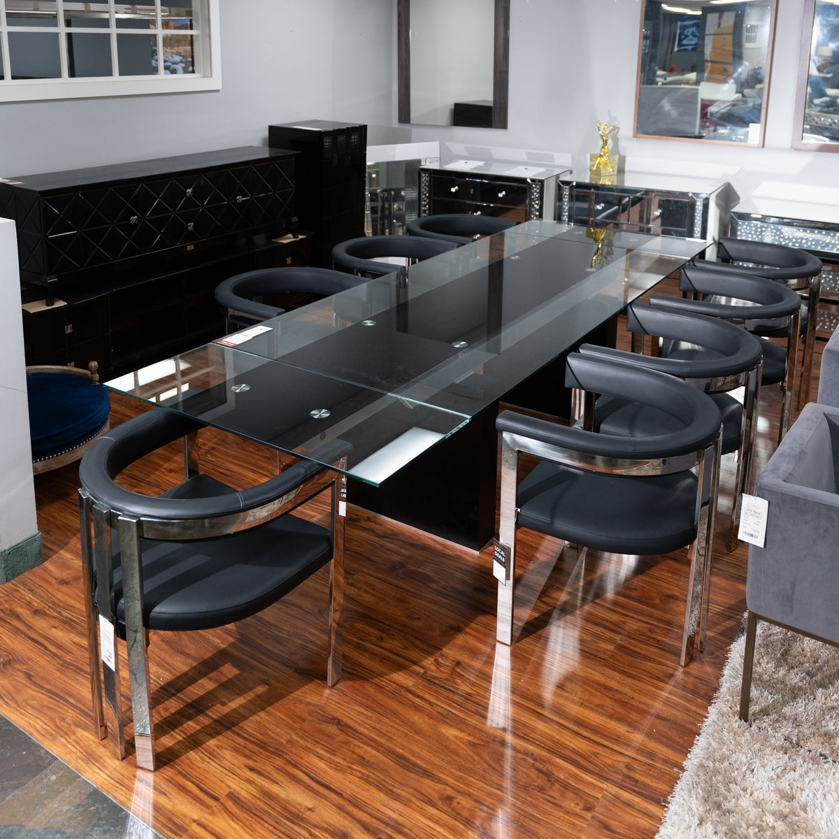 Lisbon Modern Glas Extendable Dining Table by VIG Furniture - View 8