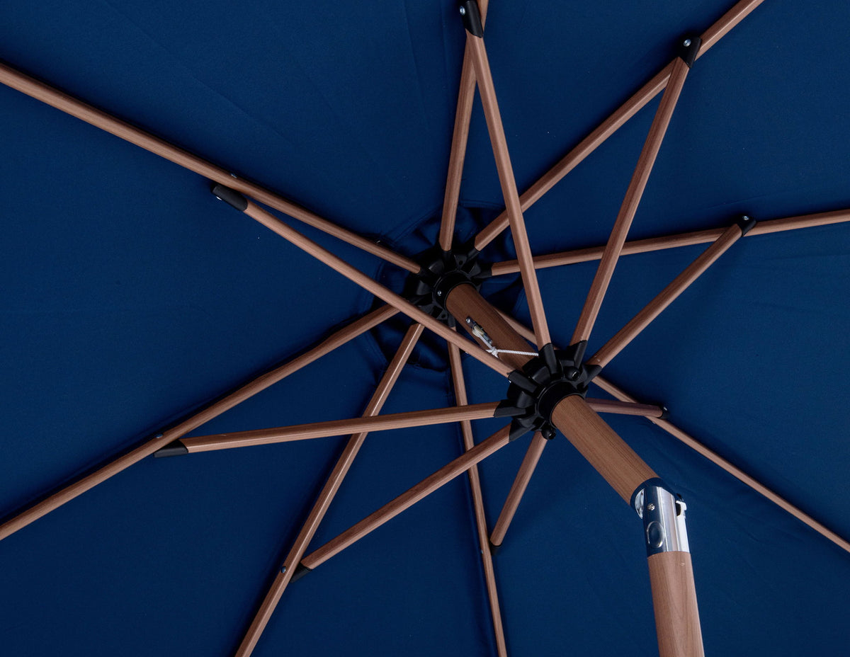 Amalfi - Aluminum Patio Umbrella - Black Base / Light Brown Pole
