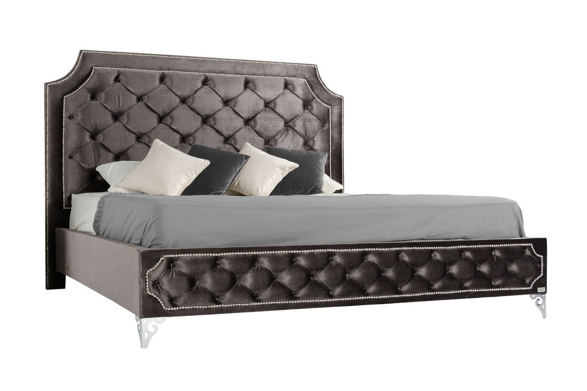 Queen Leilah Transitional Tufted Fabric Bed by VIG Furniture - View 1