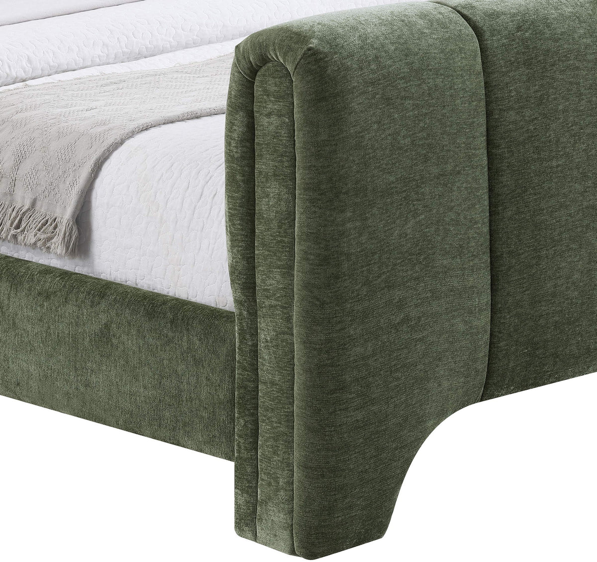 Camila - Bed