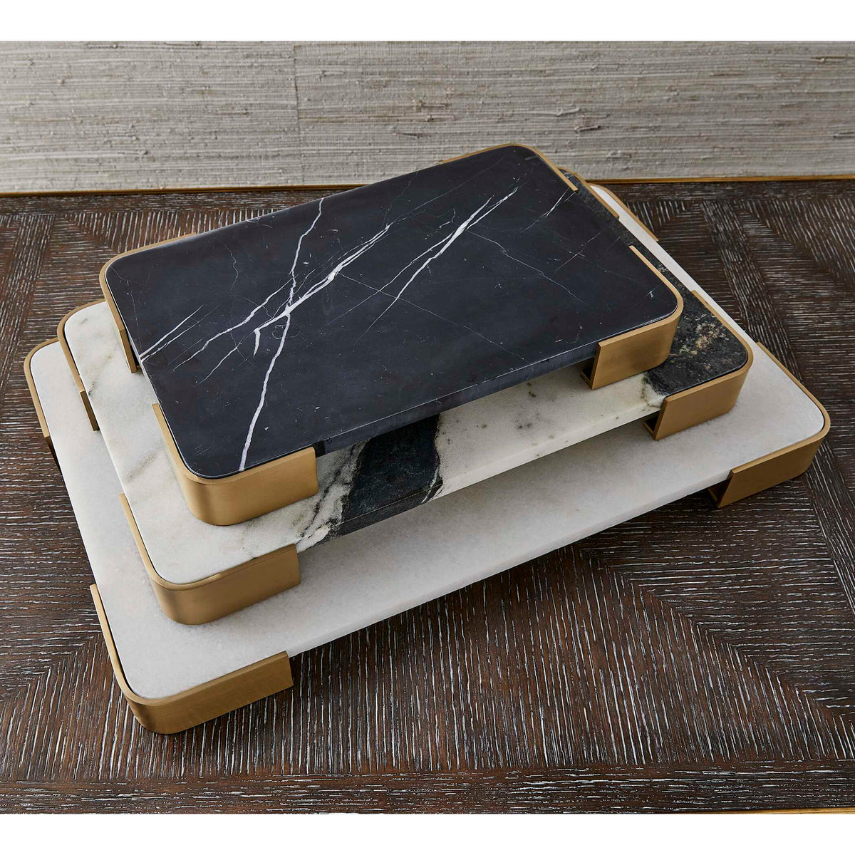 Elevated - Large Tray/Plateau