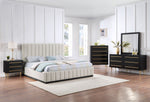 Lucia - Bed