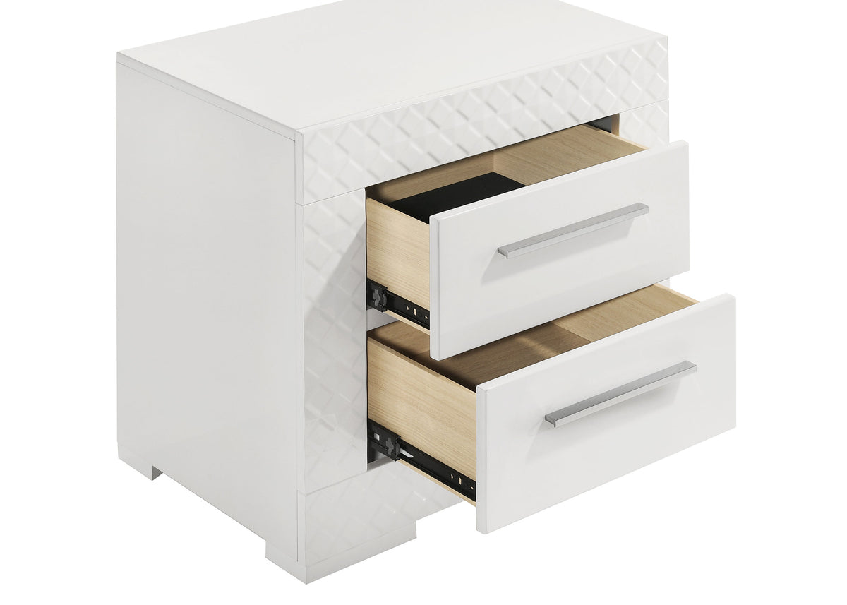 Ives 4-piece Eastern King Bedroom Set White High Gloss