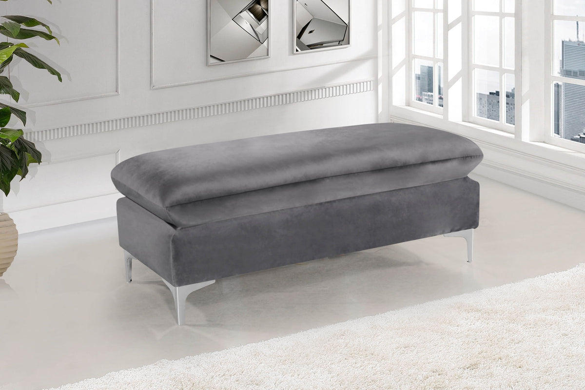 Naomi - Reversible Sectional