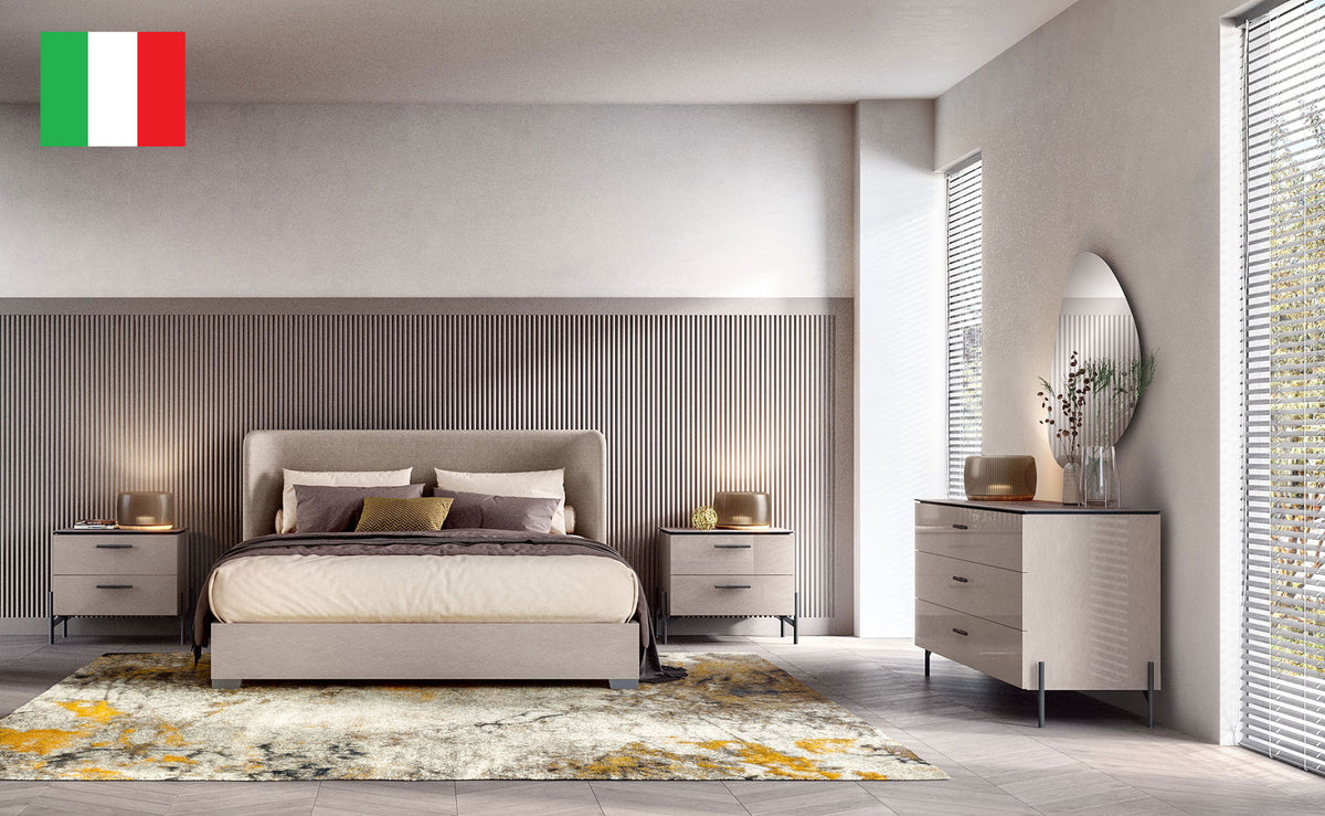 Silvia - Upholstered Bed