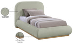 Vaughn - Chenille Bed With Natural Base