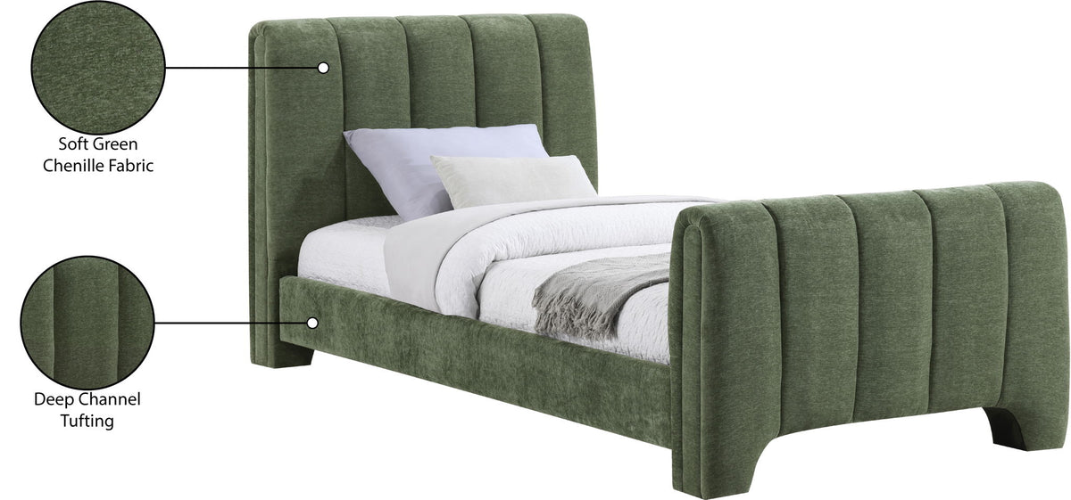 Camila - Bed