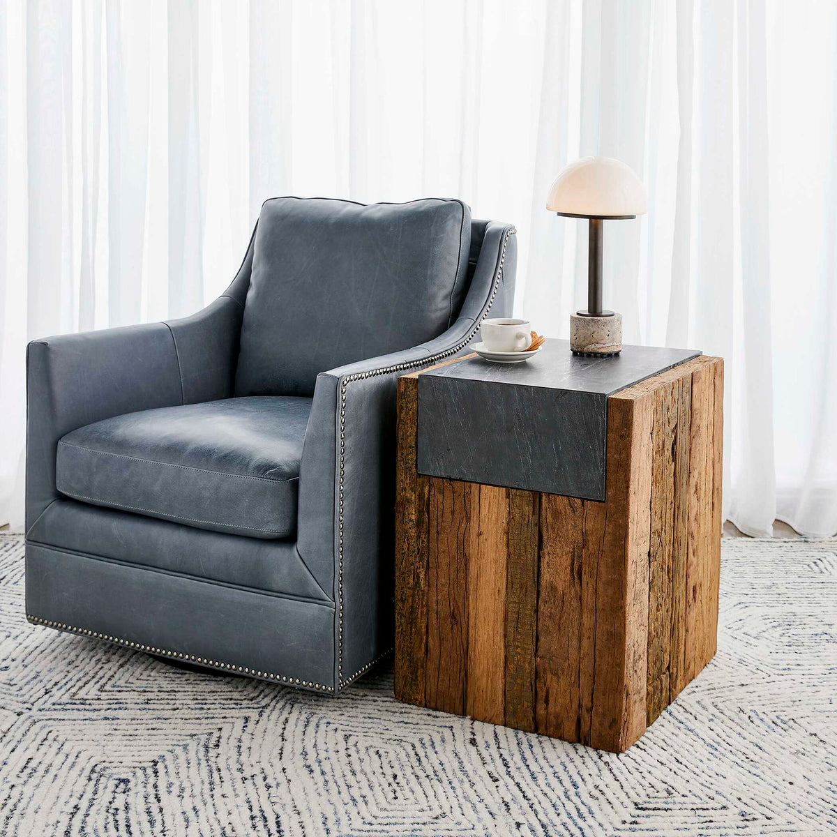 Jonah - Side Table - Black / Brown