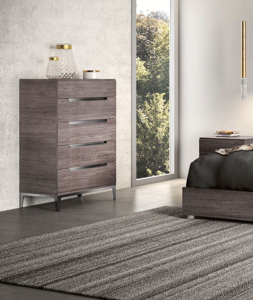 Viola - Chest - Purple Elm