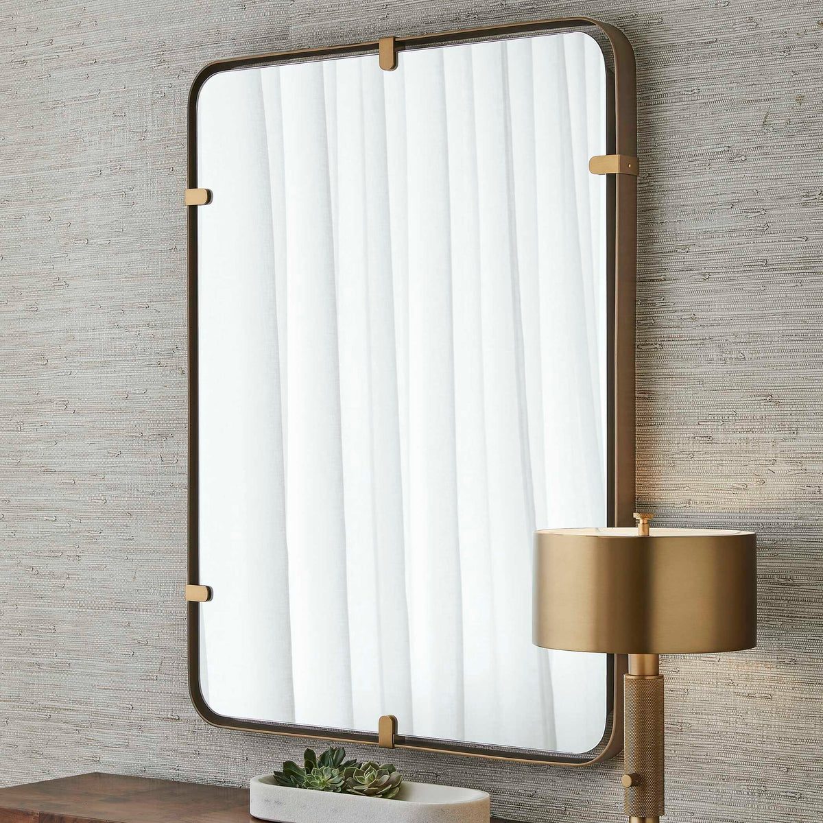 Toggle - Mirror