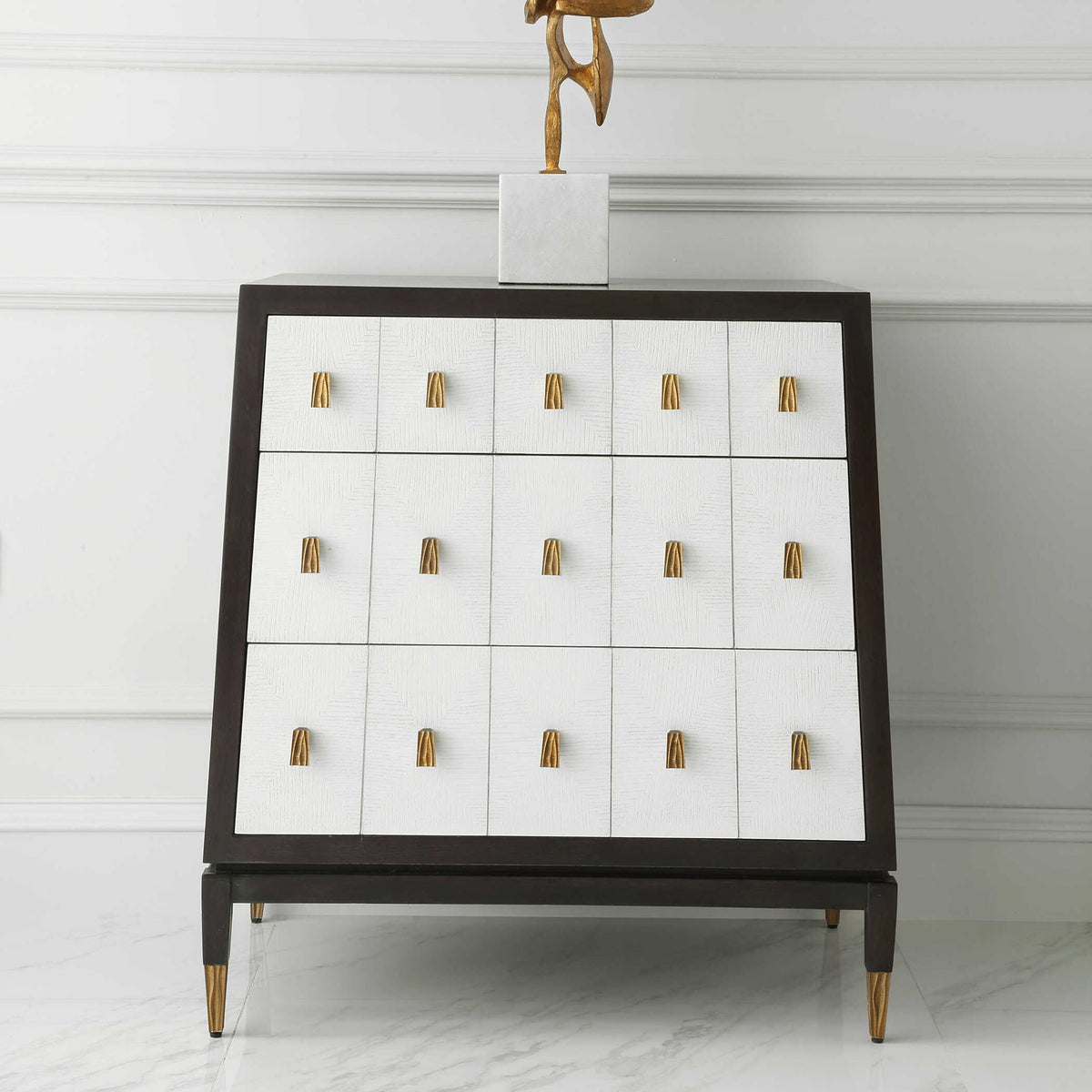 Pyramid - Chest