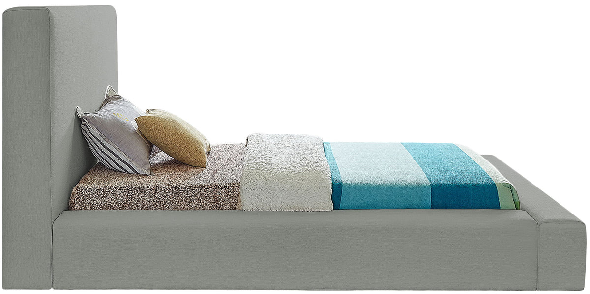 Devin - Bed