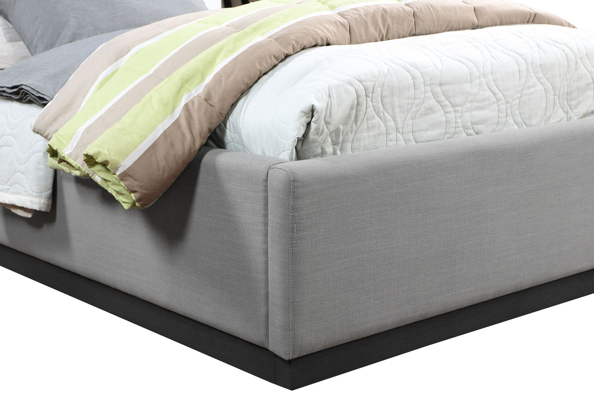 Alfie - Bed