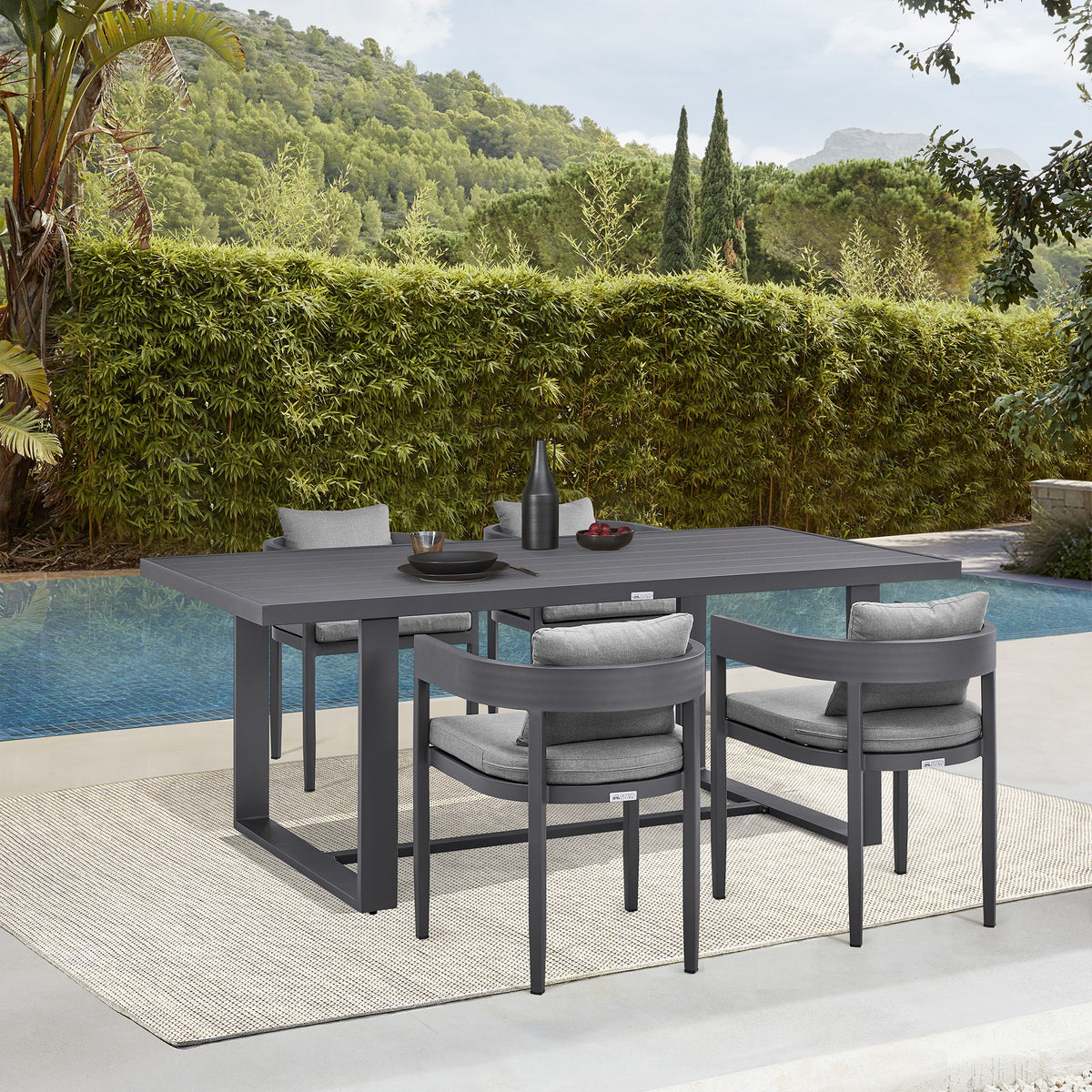 Argiope - Dining Table Set