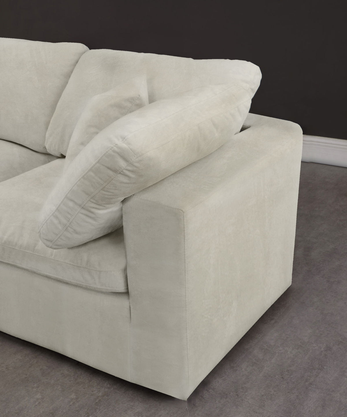 Cozy - 4 Piece Modular Sectional With Chaise