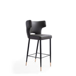 Manhattan Holguin - Barstool