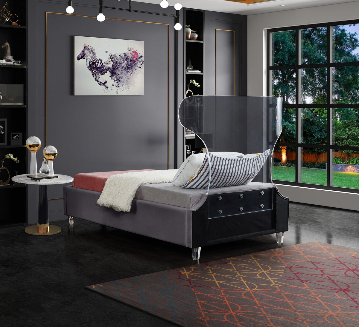 Ghost - Bed