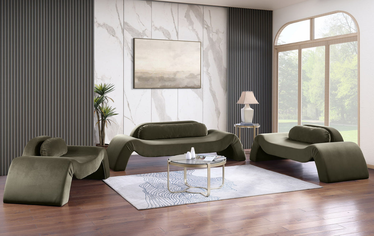 Austin - Velvet Loveseat