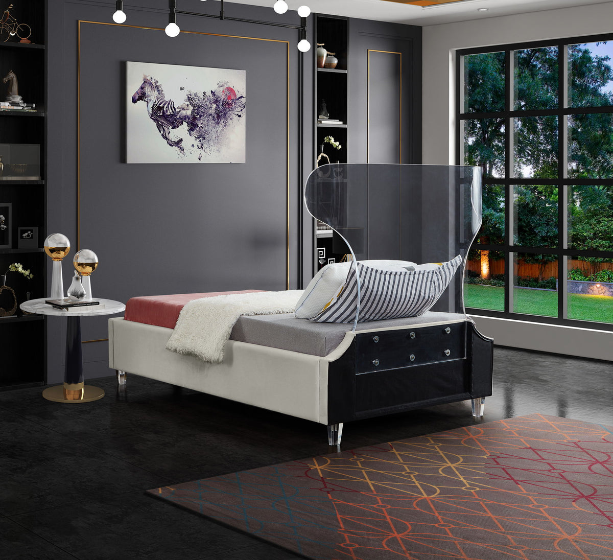 Ghost - Bed