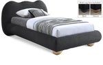 Hyde - Bed
