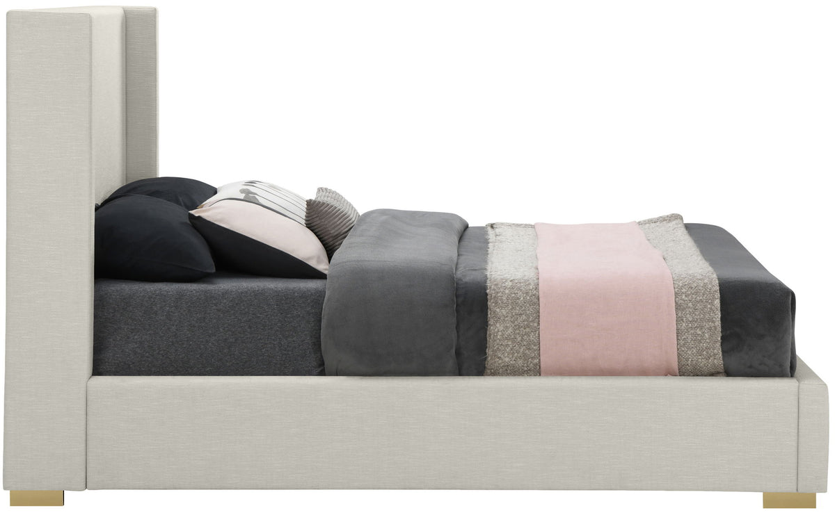 Royce - Bed