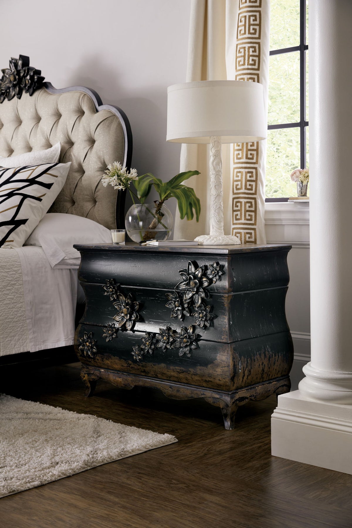 Sanctuary 2 - Charmant Bachelorette Chest - Black