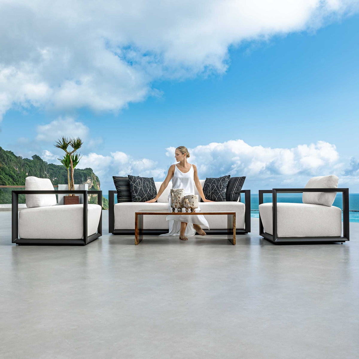 Remsen - Outdoor Sofa - Black / Oyster