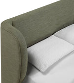 Aurin - Upholstered Bed