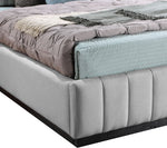 Lucia - Bed