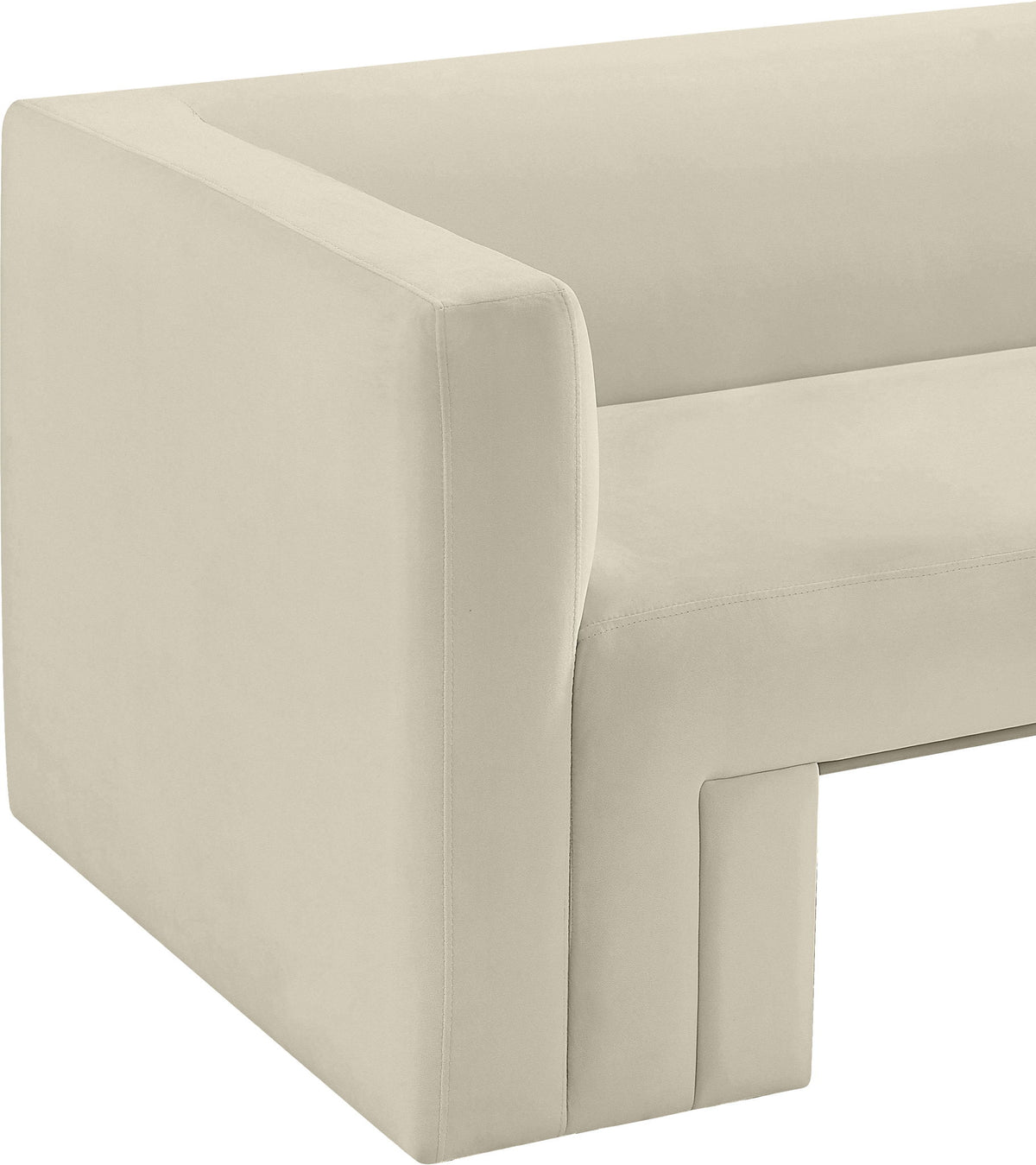 Henson - Loveseat
