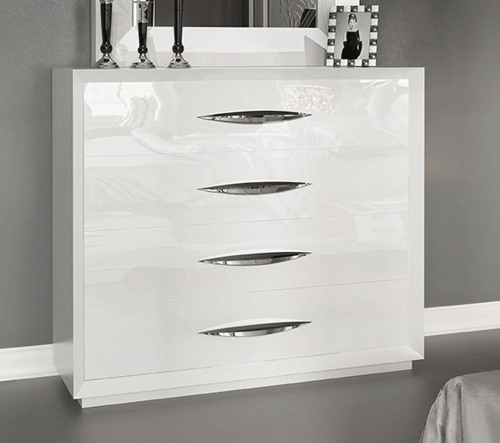 Carmen - Dresser