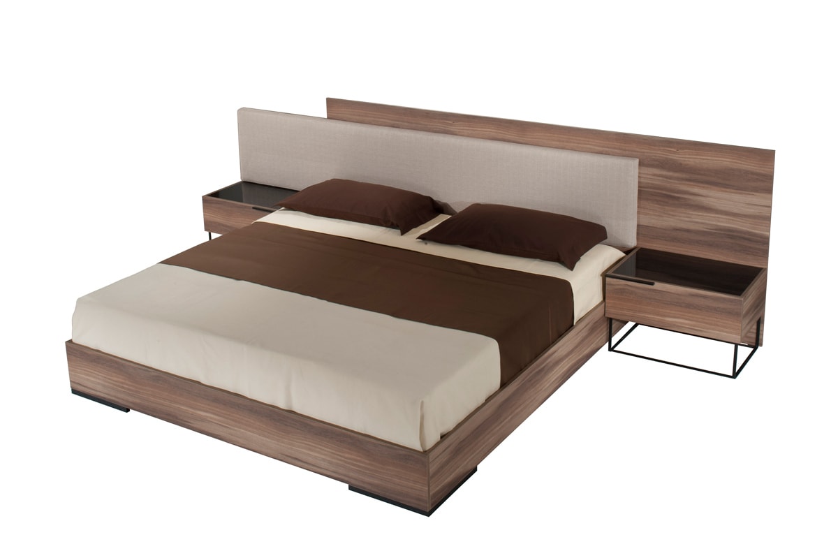Matteo - Italian Modern Walnut & Fabric Bed by VIG Furniture - View 3