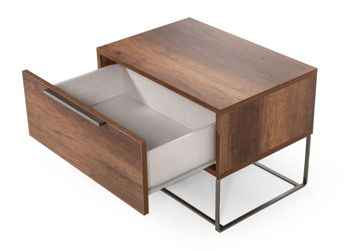 Queen Lorenzo Italian Modern Walnut Bedroom Set