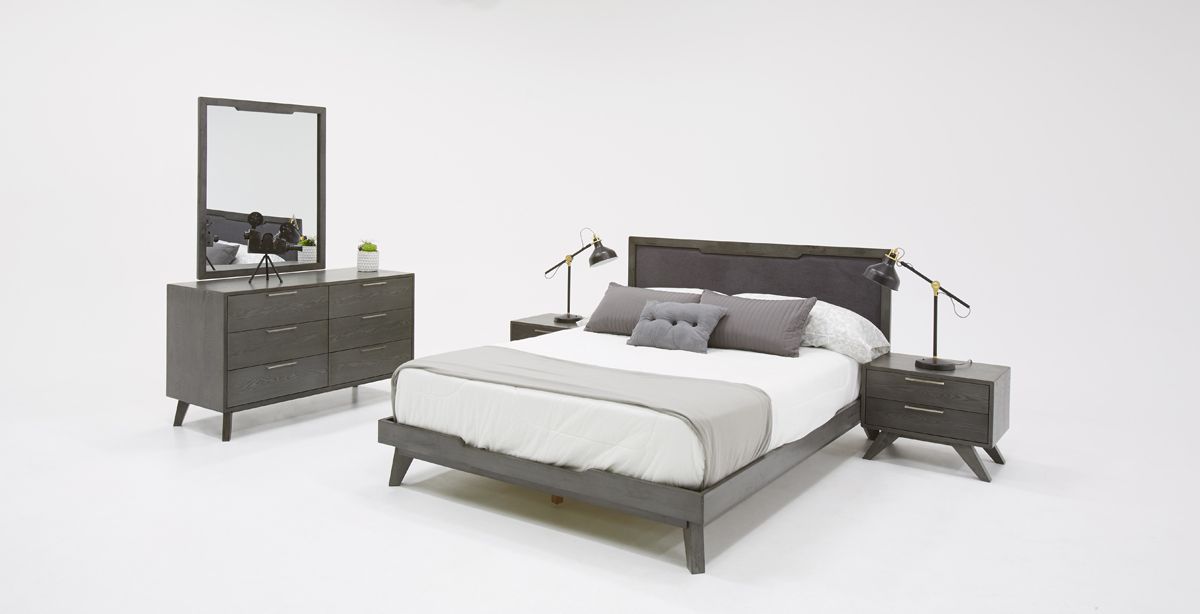 Eastern King Soria Modern Grey Wash Bedroom Set