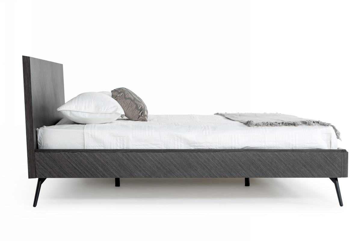Gaige - Queen Modern Grey Elm Bed by VIG Furniture - View 3
