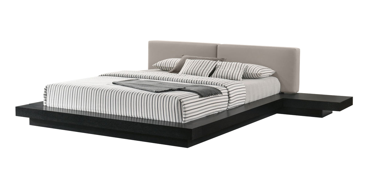 Tokyo - Contemporary Black and Grey Platform Bed by VIG Furniture - View 1