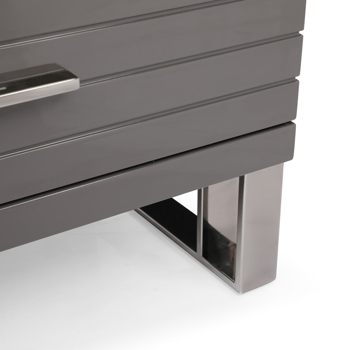 Splendor - Grey High Gloss Slatted Chest by VIG Furniture - View 4