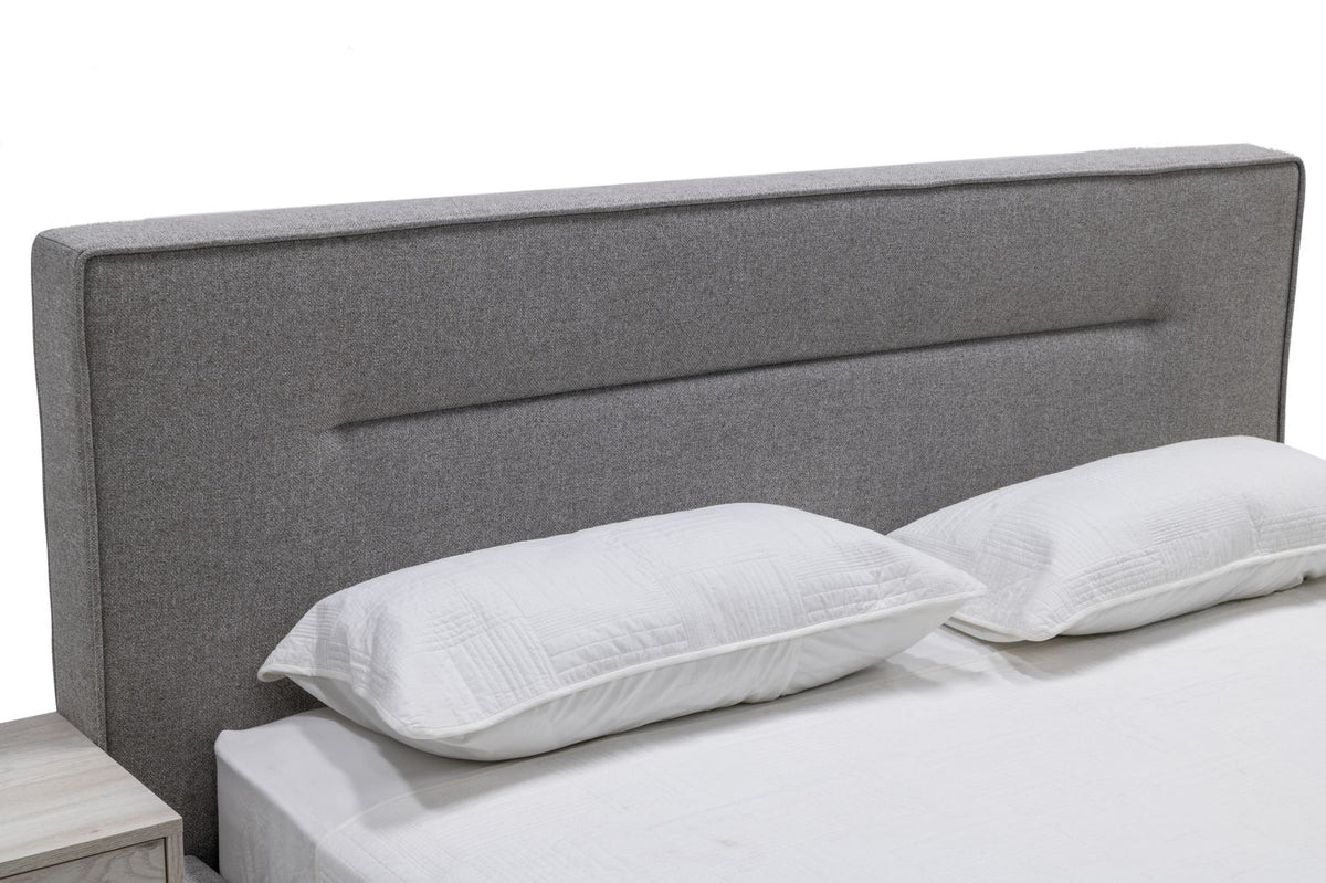 Juliana - Italian Modern Grey Upholstered Bed by VIG Furniture - View 2