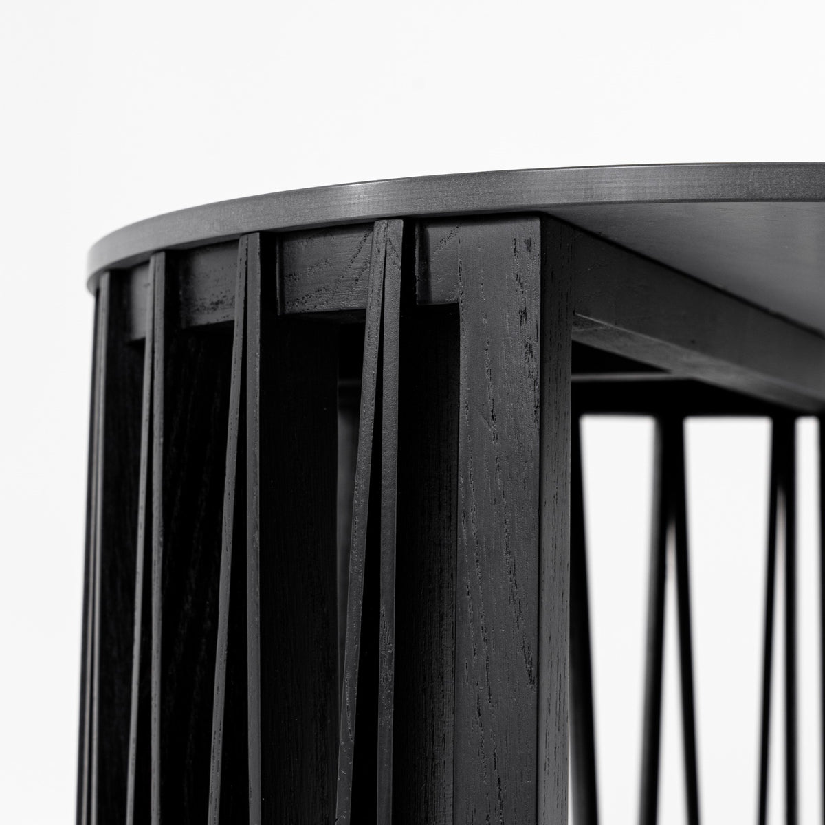 Larimer - Modern Round Coffee Table Set by VIG Furniture - View 5