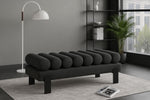 Akeela - Bench