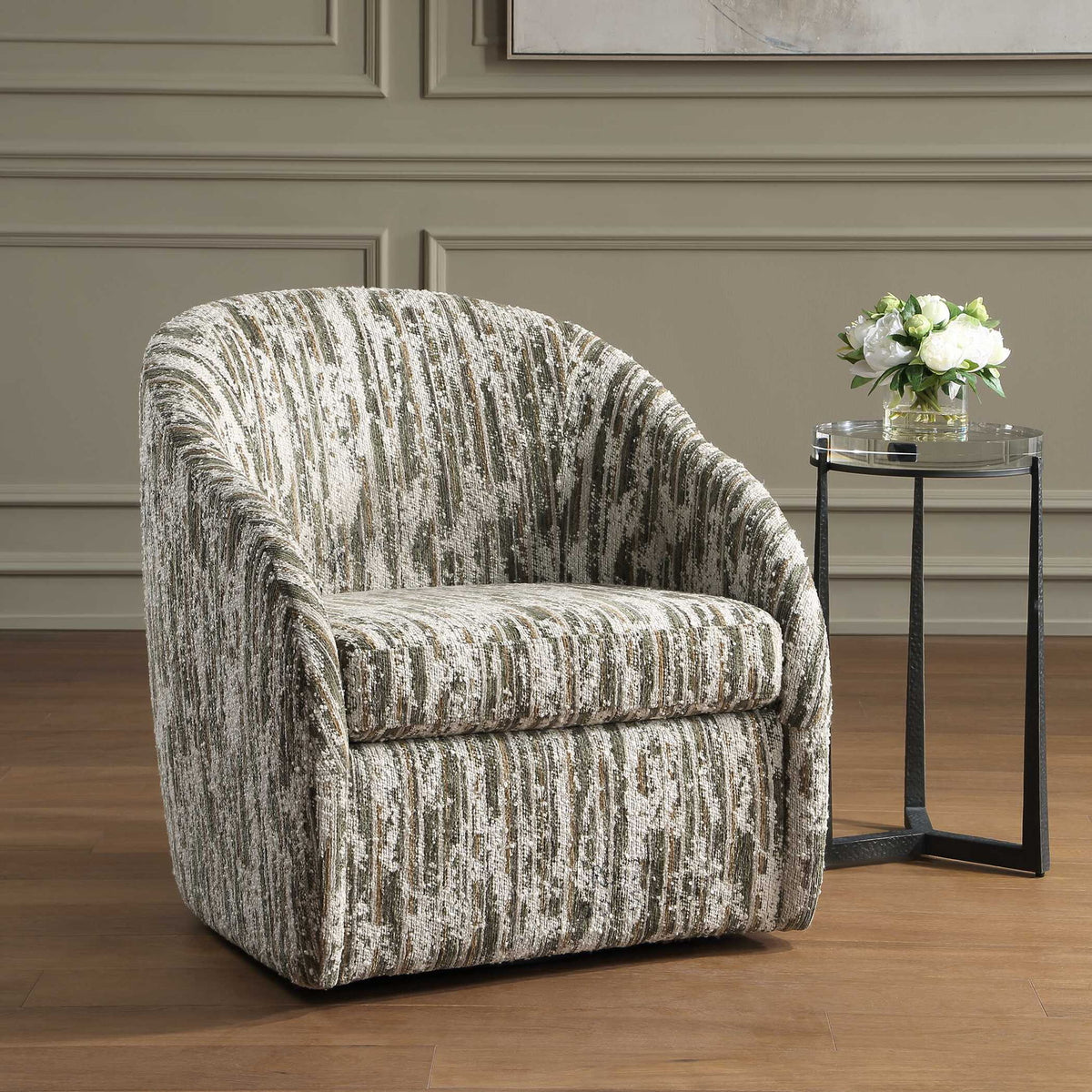 Mari - Boucle Swivel Chair - Green / White