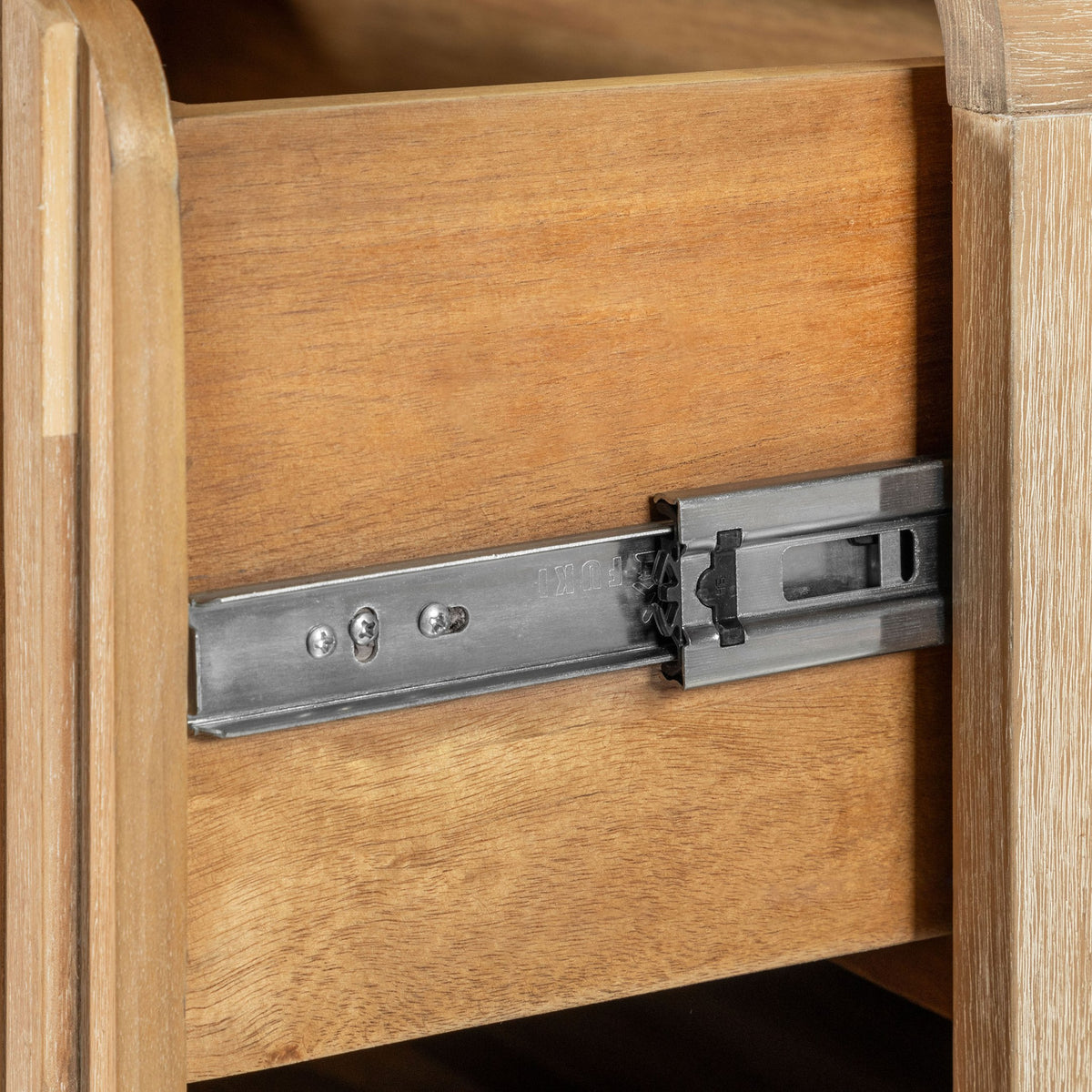 Mikala - Modern Natural Oak Dresser by VIG Furniture - View 7